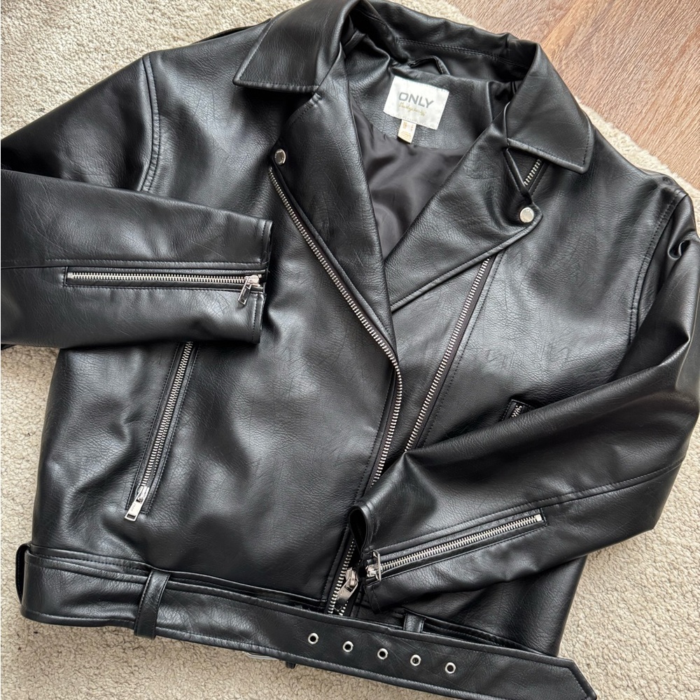 Black Leather Jacket - Picture 2 of 5